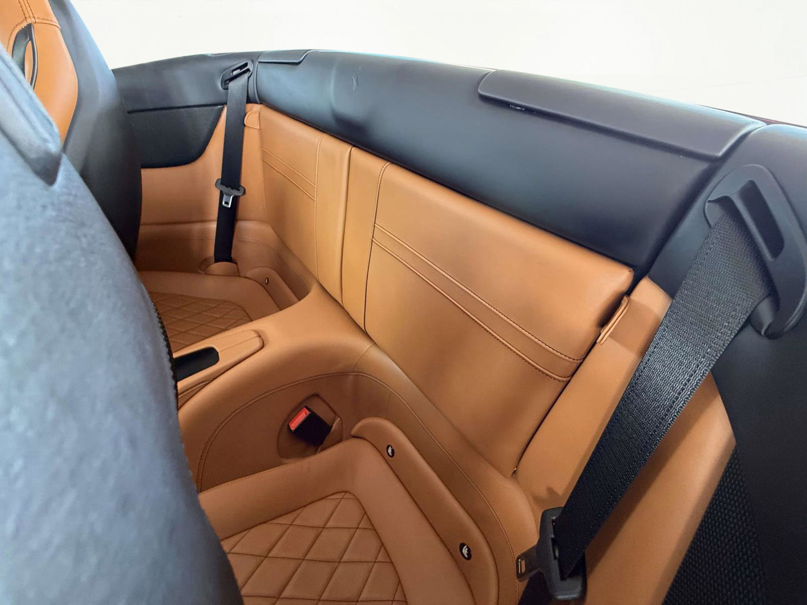 Used 2017 Ferrari California T image 34