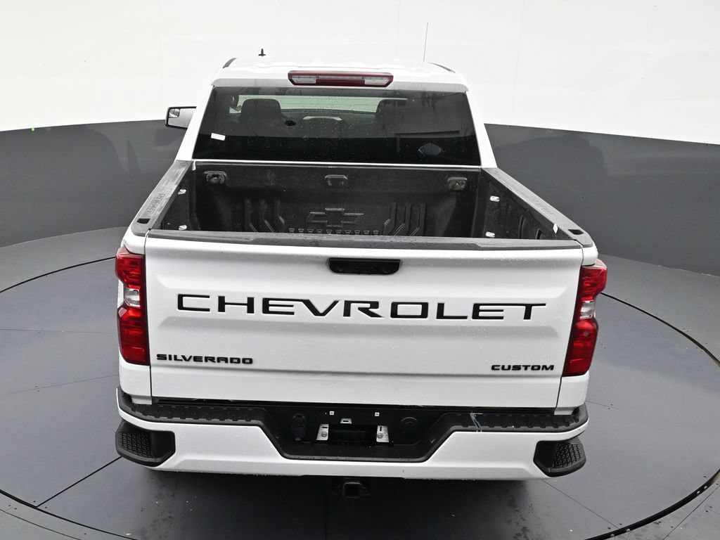 Used 2024 Chevrolet Silverado 1500 Custom w/ Turbomax Blackout Package RWD image 14