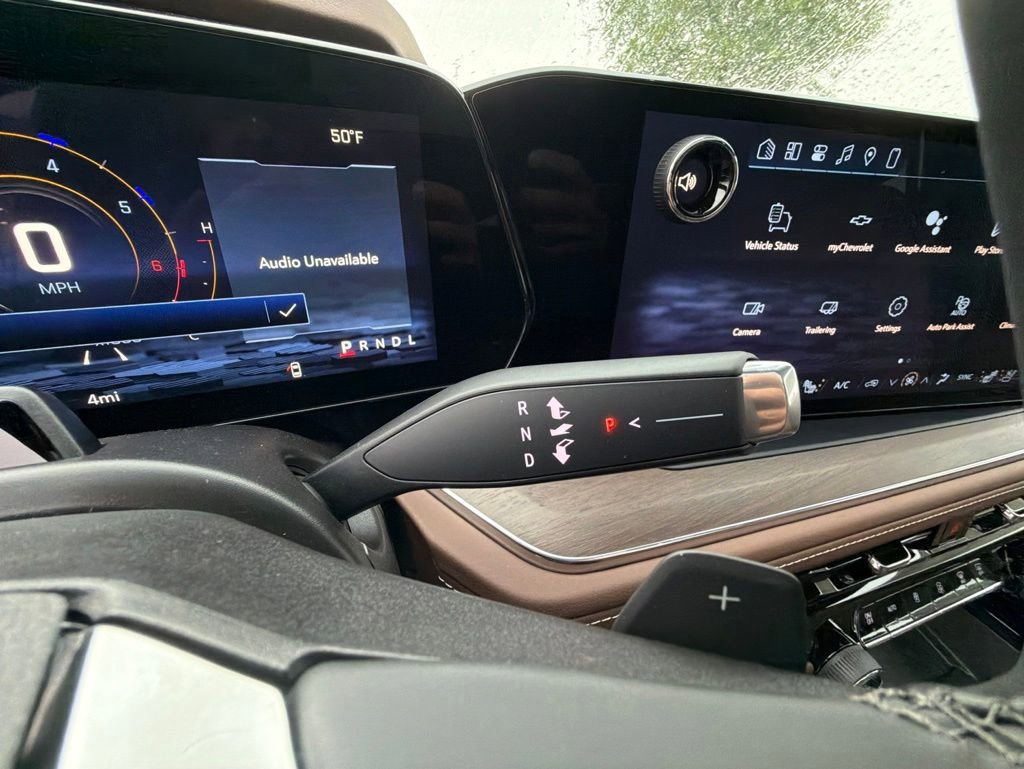New 2026 Chevrolet Suburban High Country AWD/4WD image 29