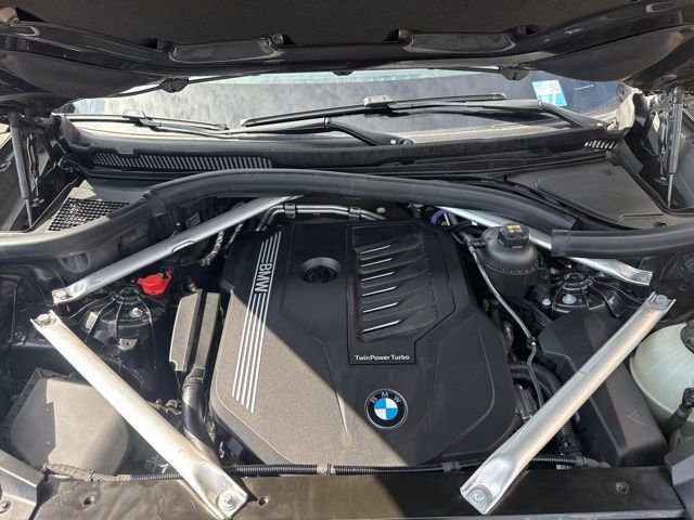 Used 2022 BMW X5 xDrive40i w/ Executive Package AWD/4WD image 38