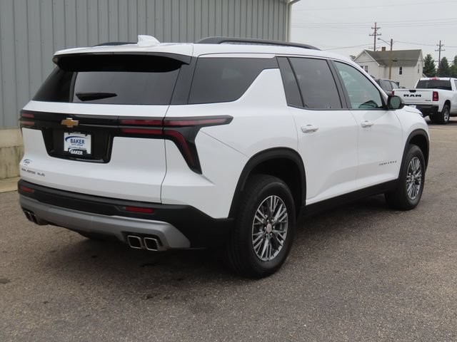 Used 2025 Chevrolet Traverse LT AWD/4WD image 4