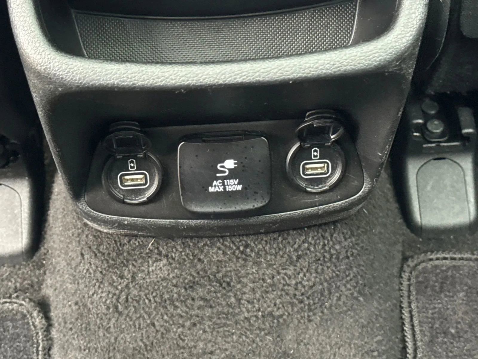 Used 2019 Hyundai Santa Fe AWD image 24