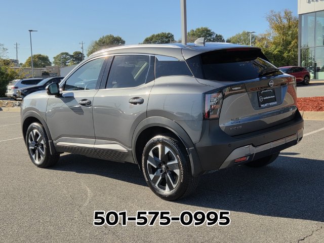Used 2025 Nissan Kicks SR FWD image 3