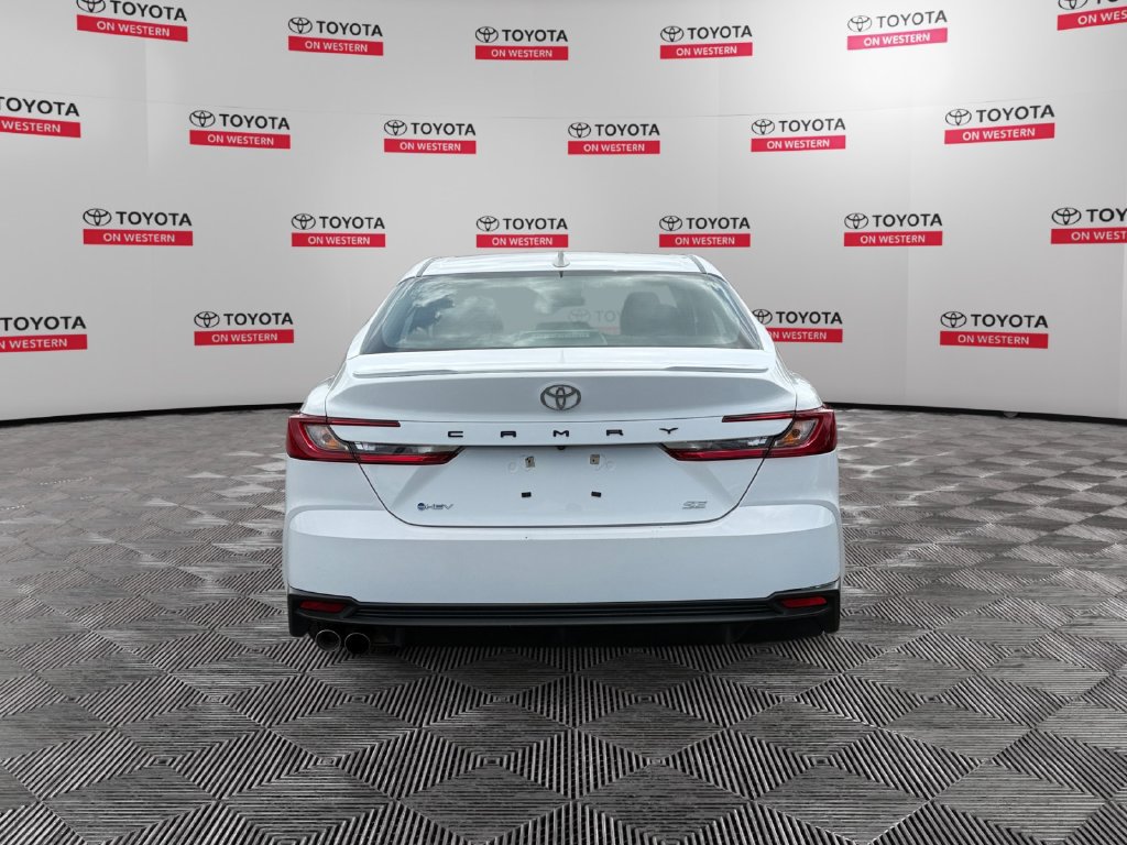 Used 2025 Toyota Camry SE FWD image 6