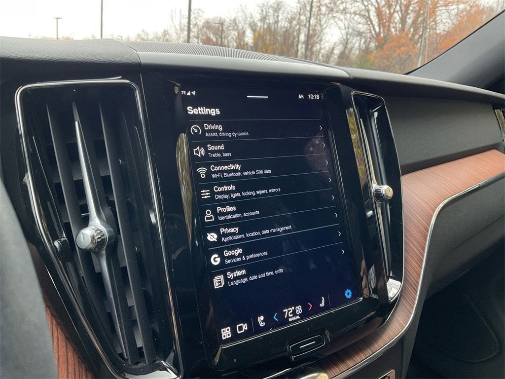 Certified 2023 Volvo XC60 B5 Plus w/ Climate Package image 25