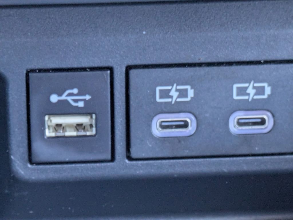 Used 2024 Toyota Highlander LE image 21