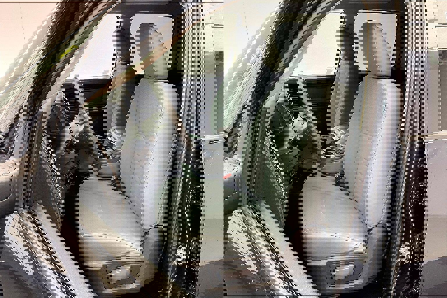 Used 2017 RAM 1500 Express w/ Express Value Package image 17