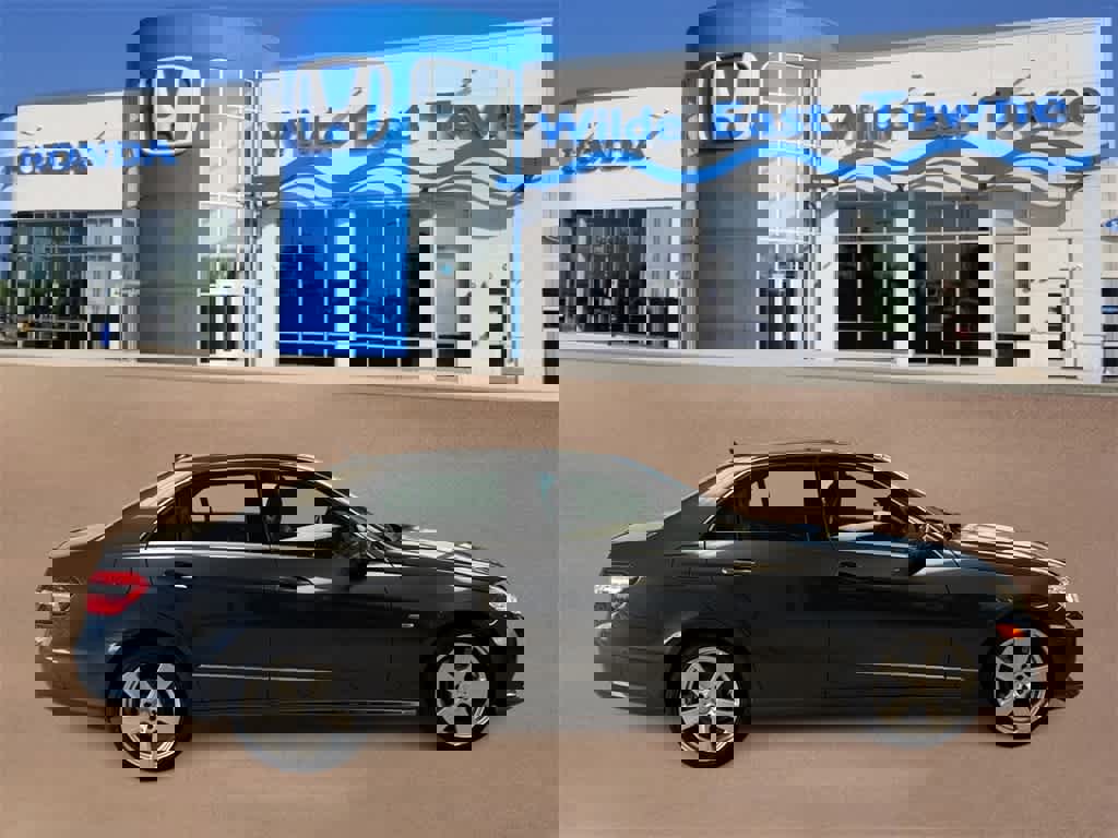 Used 2012 Mercedes-Benz E 350 4MATIC Sedan image 9