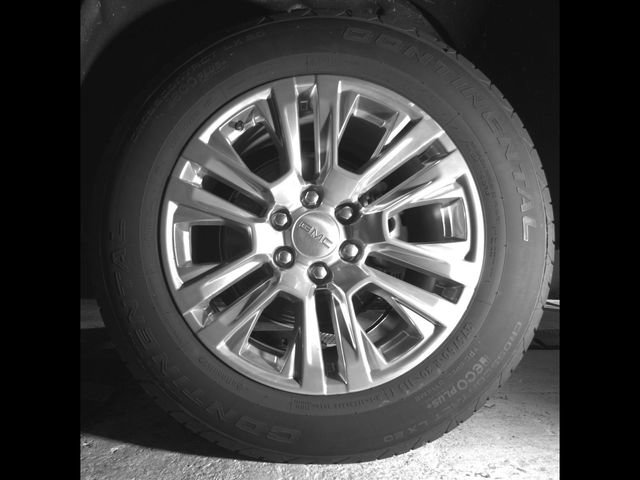 Used 2025 GMC Yukon Denali AWD/4WD image 11
