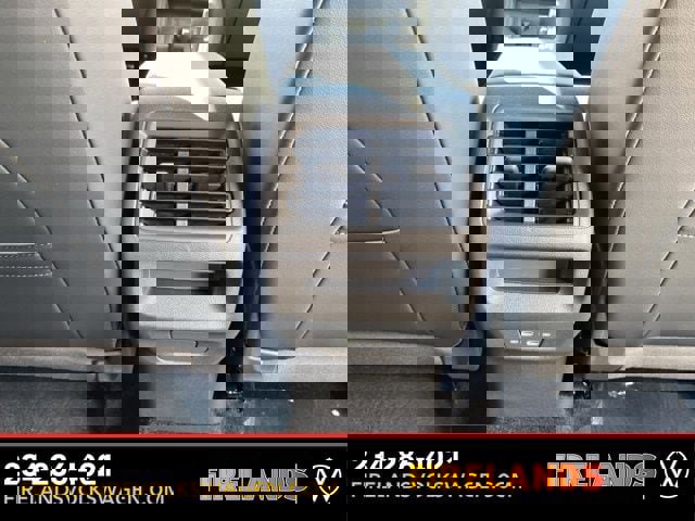 New 2025 Volkswagen Tiguan SE image 55