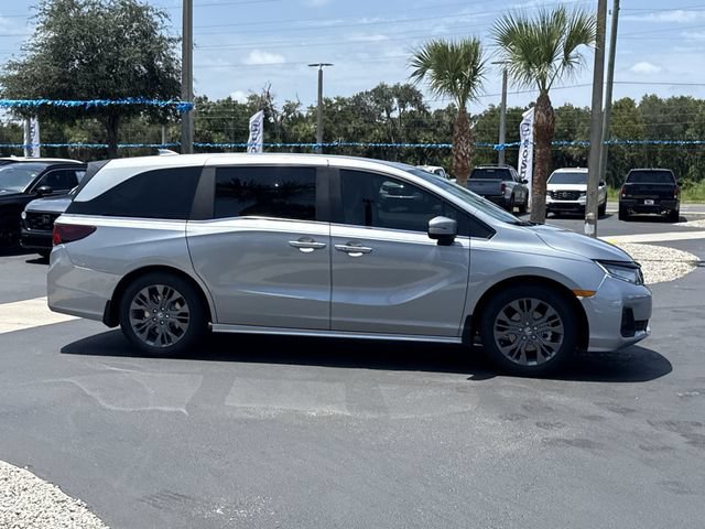 New 2026 Honda Odyssey Touring image 6