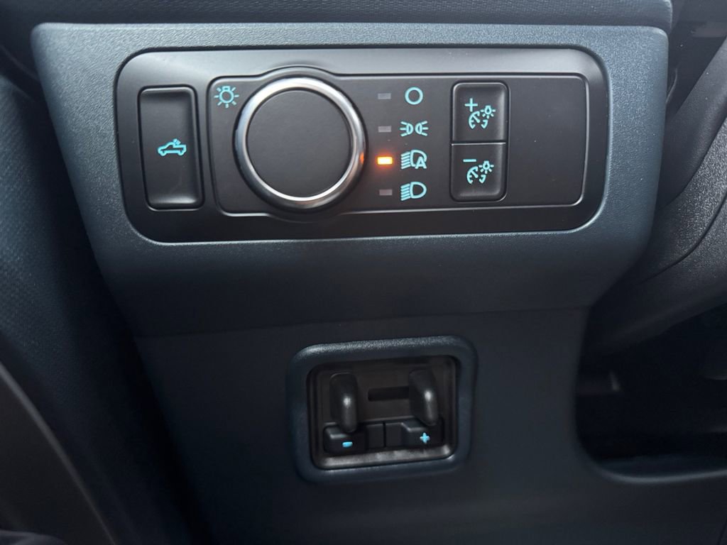 New 2025 Ford Maverick Lariat w/ Black Appearance Package image 33