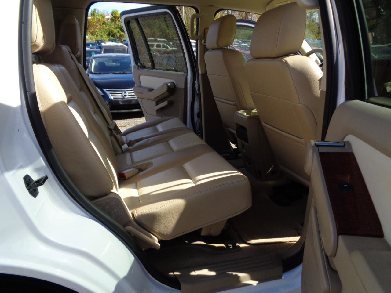 Used 2007 Ford Explorer Eddie Bauer AWD/4WD image 16