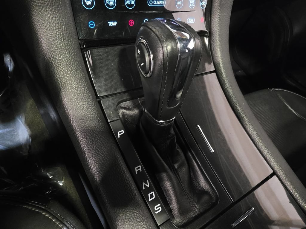 Used 2018 Ford Taurus Limited AWD/4WD image 22