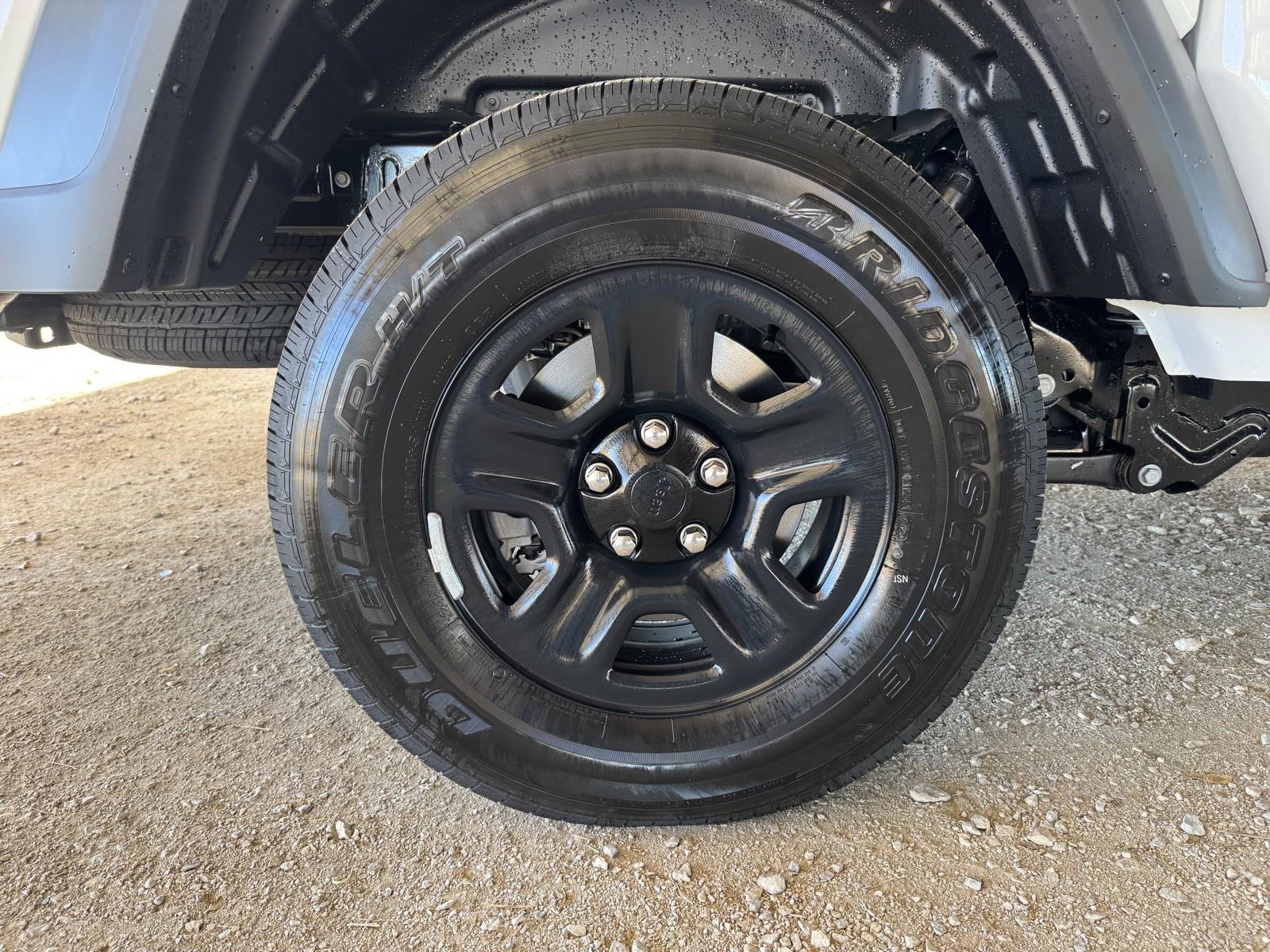 New 2026 Jeep Gladiator Sport image 40