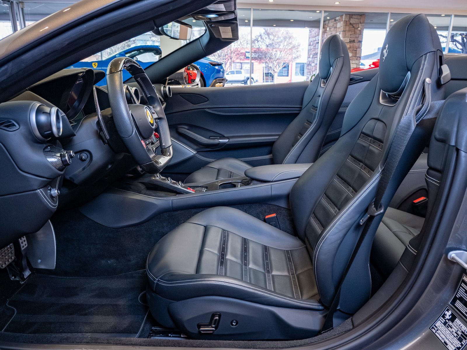 Used 2022 Ferrari Portofino M image 10