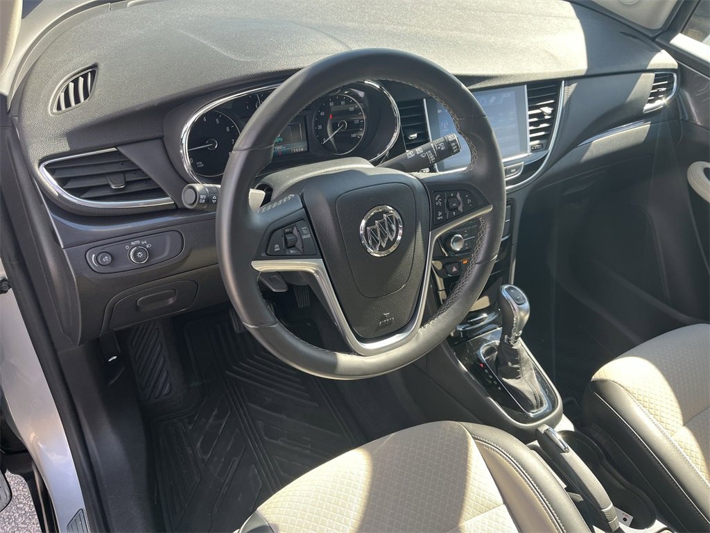 Used 2021 Buick Encore Preferred w/ Safety Package image 10