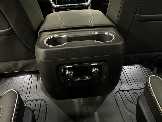 New 2026 GMC Yukon Elevation w/ LPO, Floor Liner Package AWD/4WD image 22