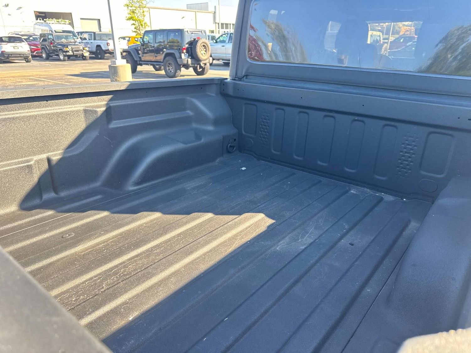 Used 2022 Jeep Gladiator Rubicon image 13