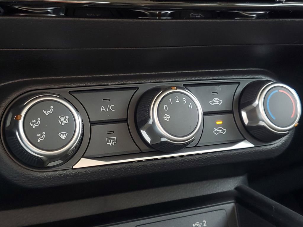 New 2026 Nissan Kicks S image 21