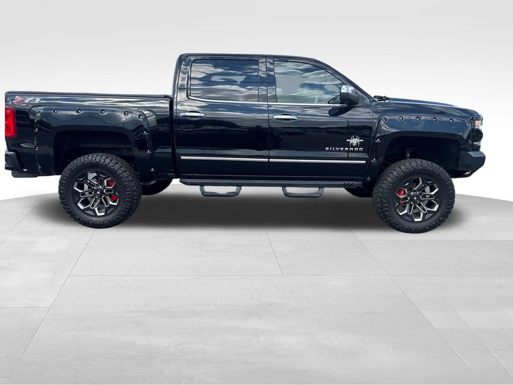 Used 2018 Chevrolet Silverado 1500 LTZ Z71 w/ LTZ Plus Package AWD/4WD image 6