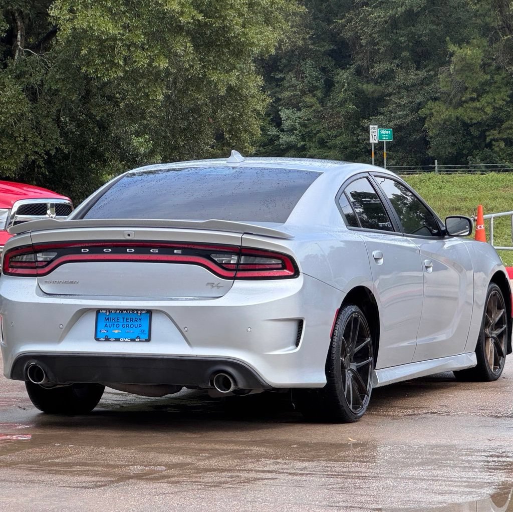 Used 2022 Dodge Charger R/T w/ Plus Group RWD image 13