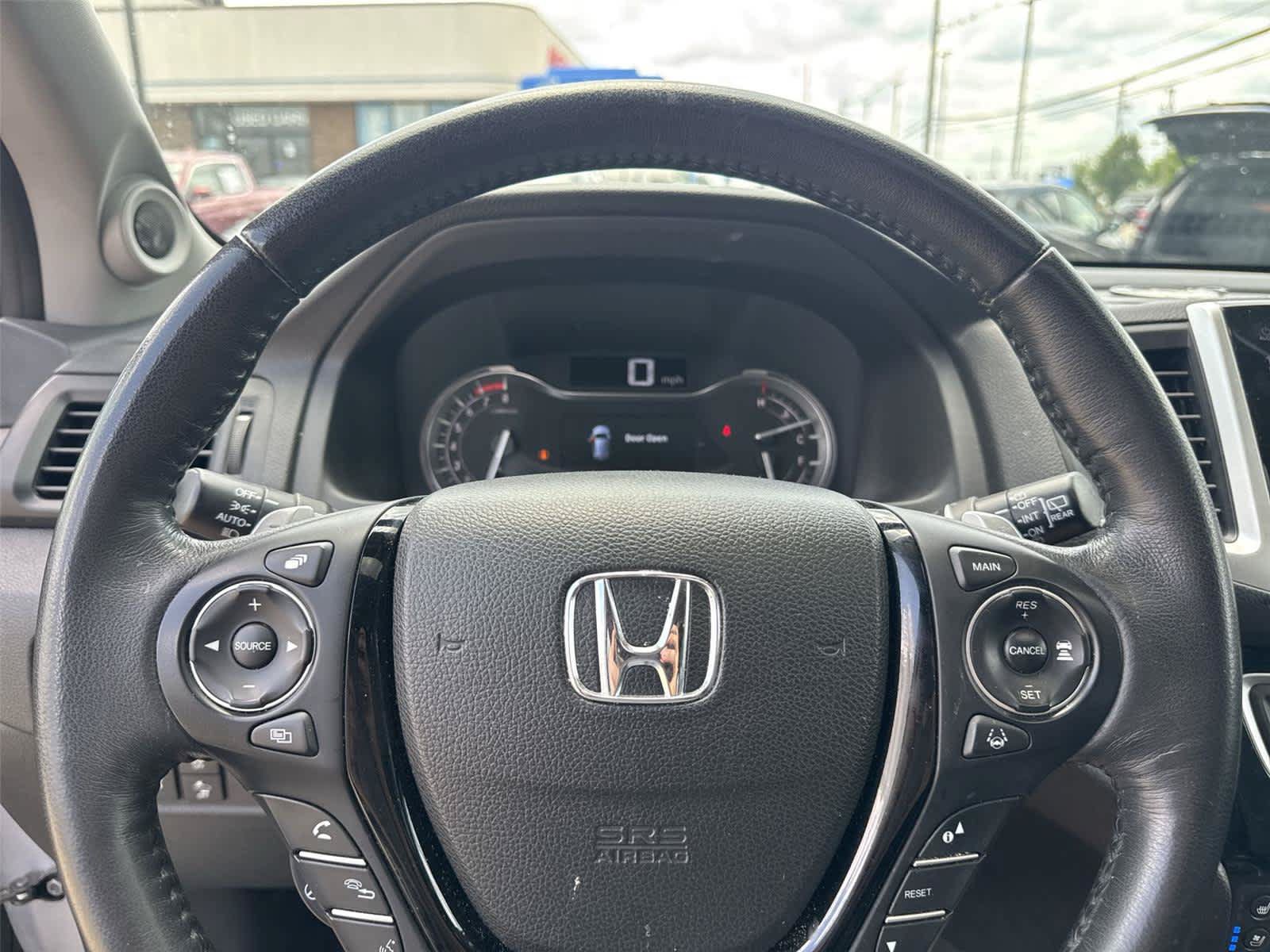Used 2018 Honda Pilot Elite image 14