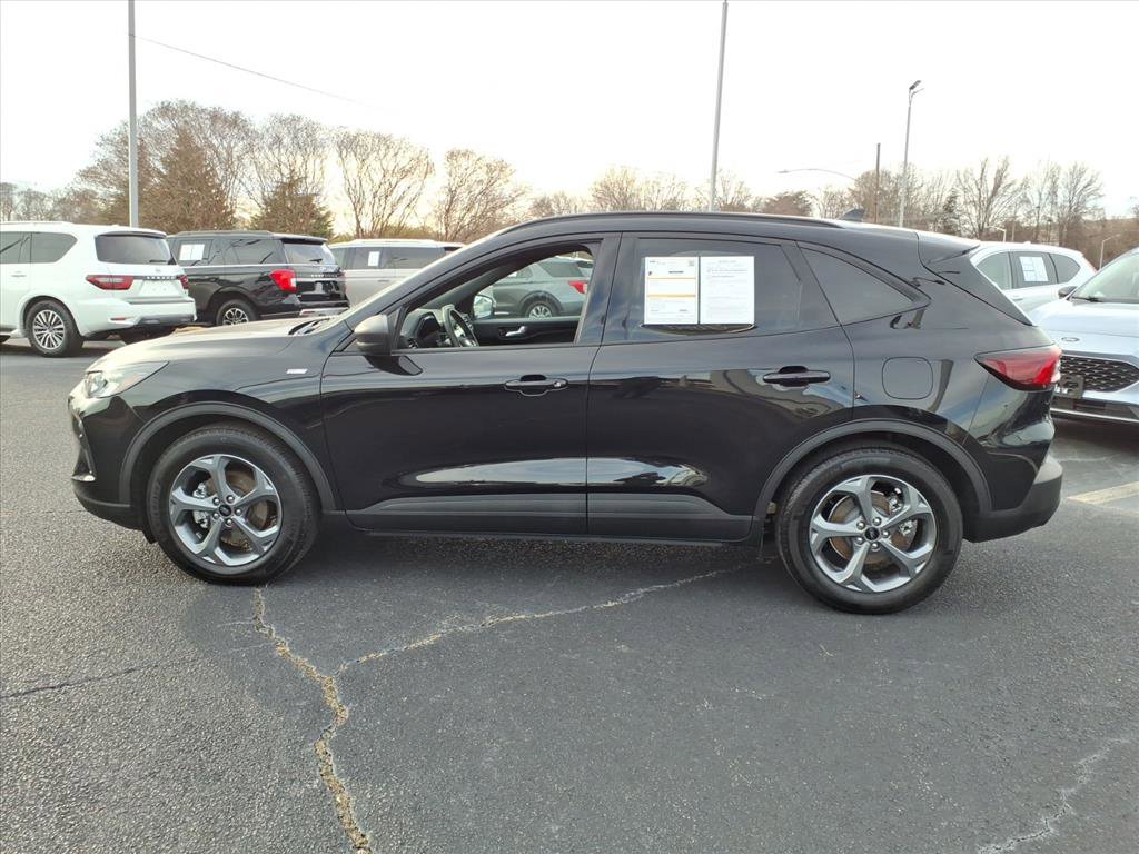 Certified 2025 Ford Escape ST-Line image 24