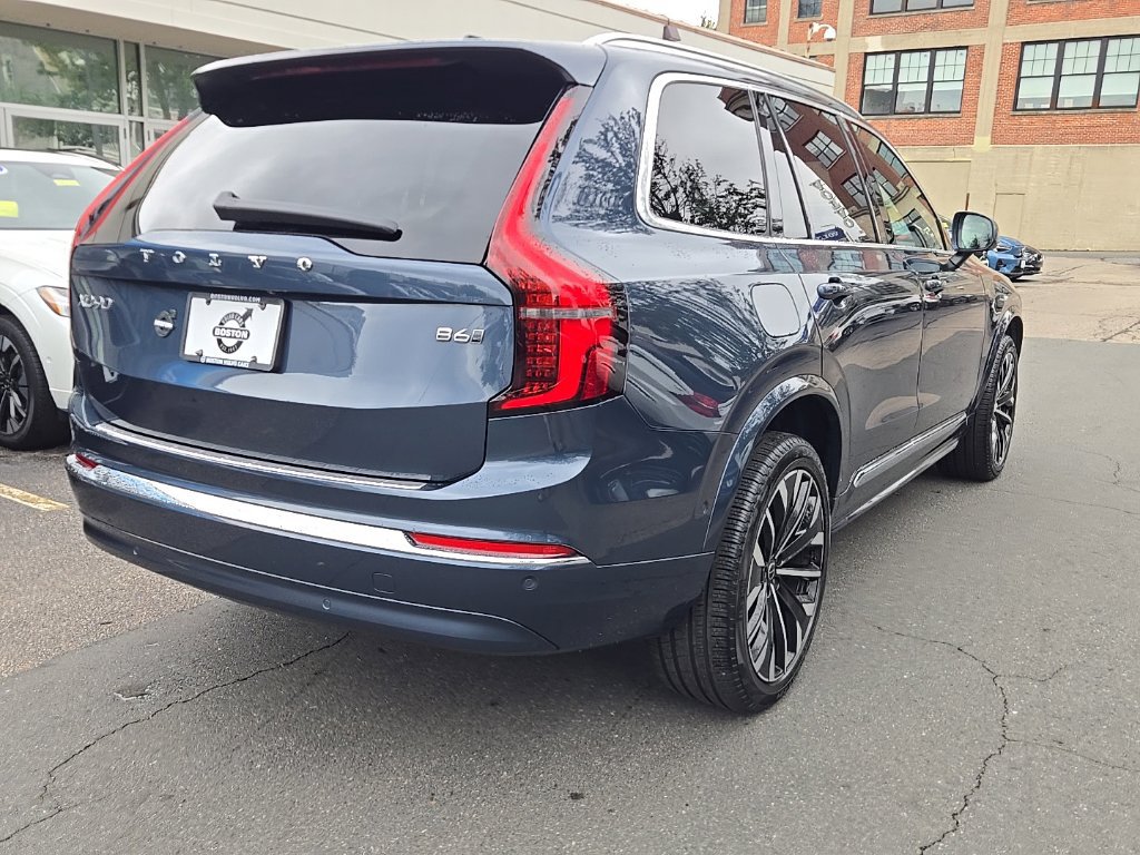 Certified 2026 Volvo XC90 B6 Plus AWD/4WD image 9