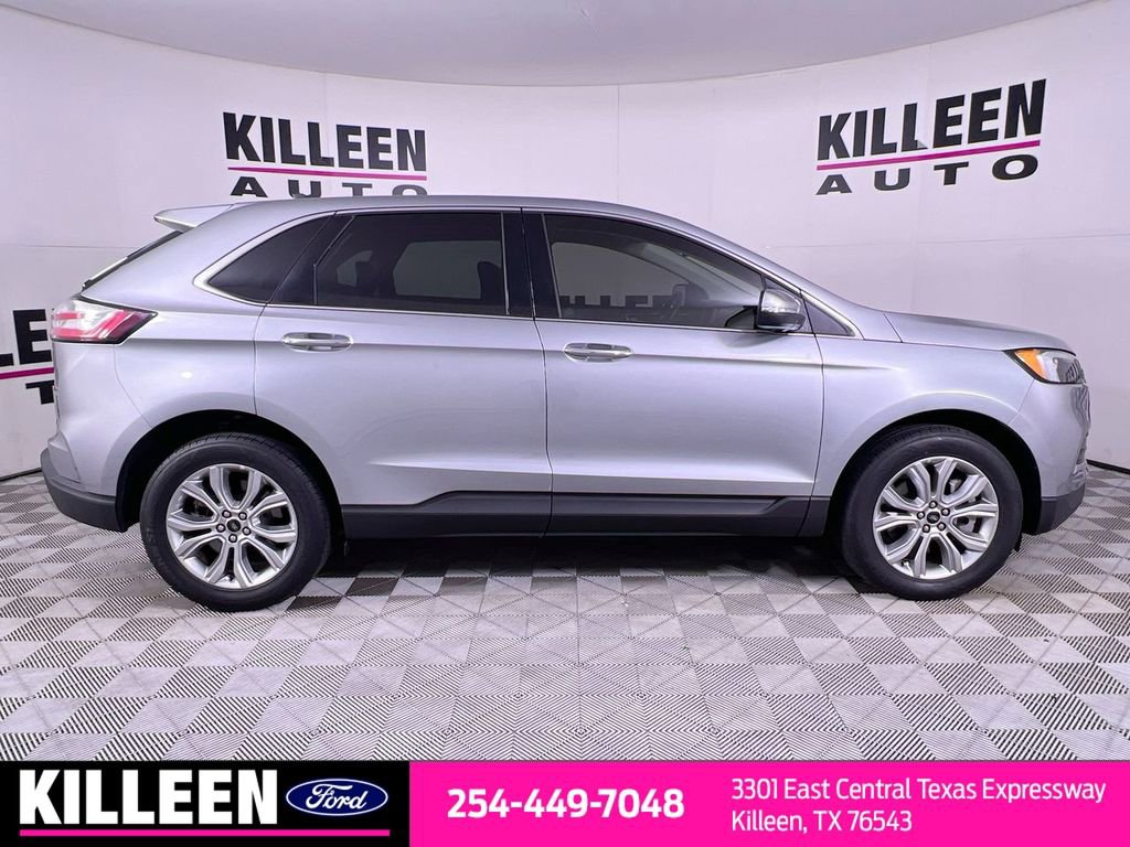 Used 2024 Ford Edge Titanium image 9