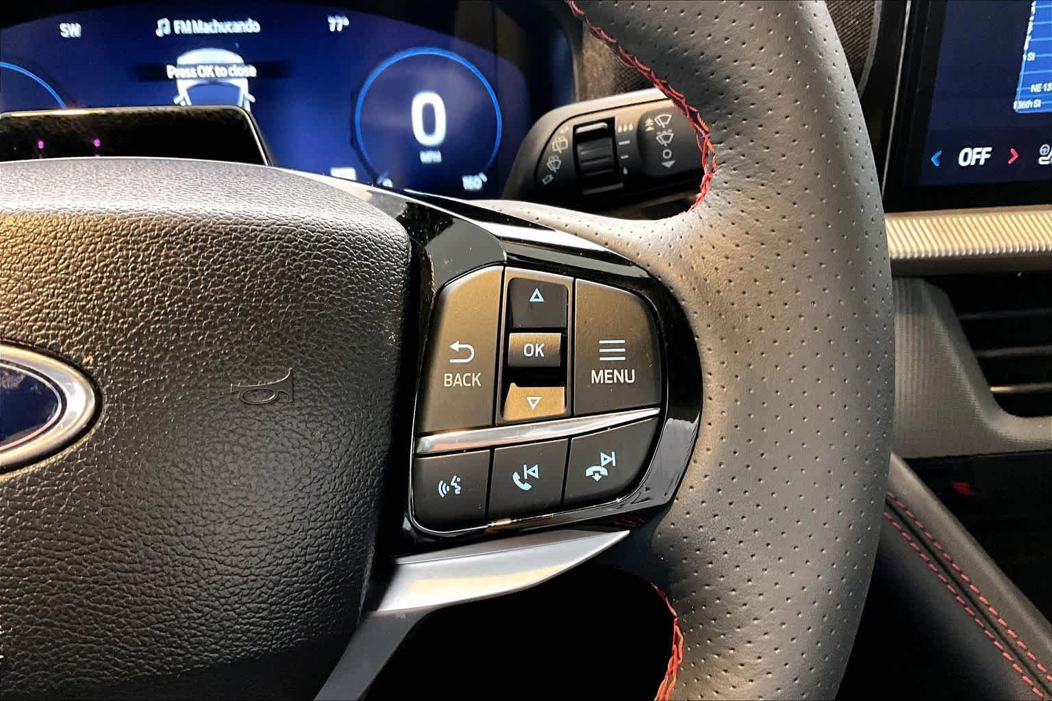 Used 2025 Ford Explorer ST-Line image 24