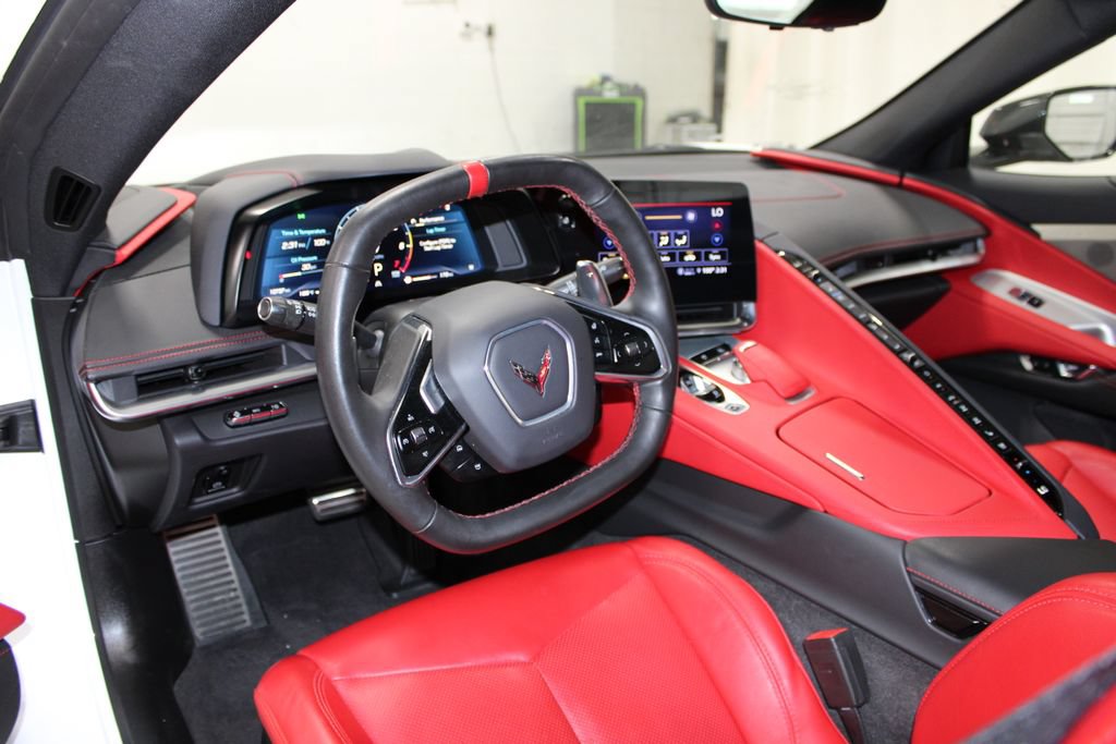 Used 2023 Chevrolet Corvette Stingray Preferred Conv w/ Z51 Performance Package RWD image 22
