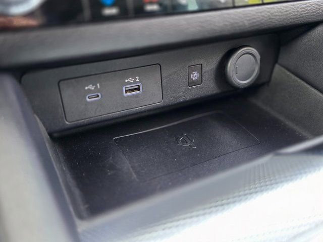 Used 2023 Mitsubishi Outlander SEL image 32