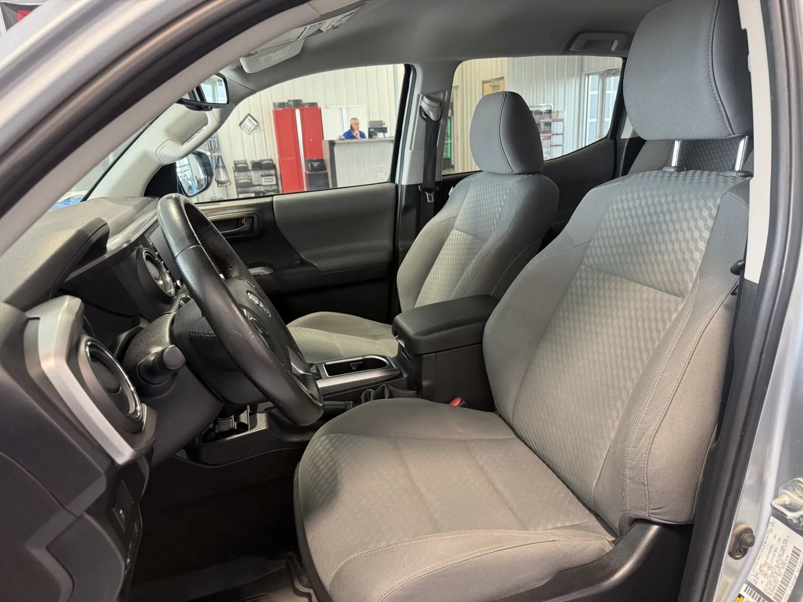 Used 2023 Toyota Tacoma SR5 w/ Technology Package AWD/4WD image 11