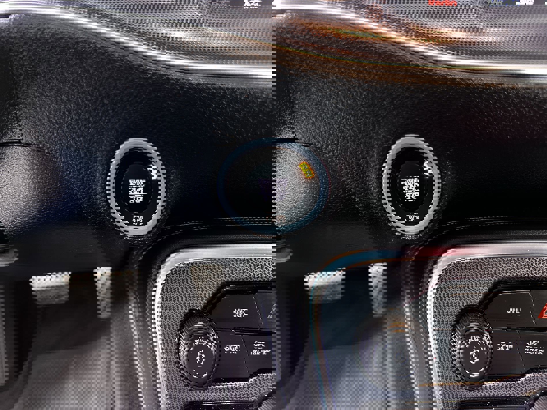 Used 2017 Dodge Challenger GT w/ Technology Group image 53