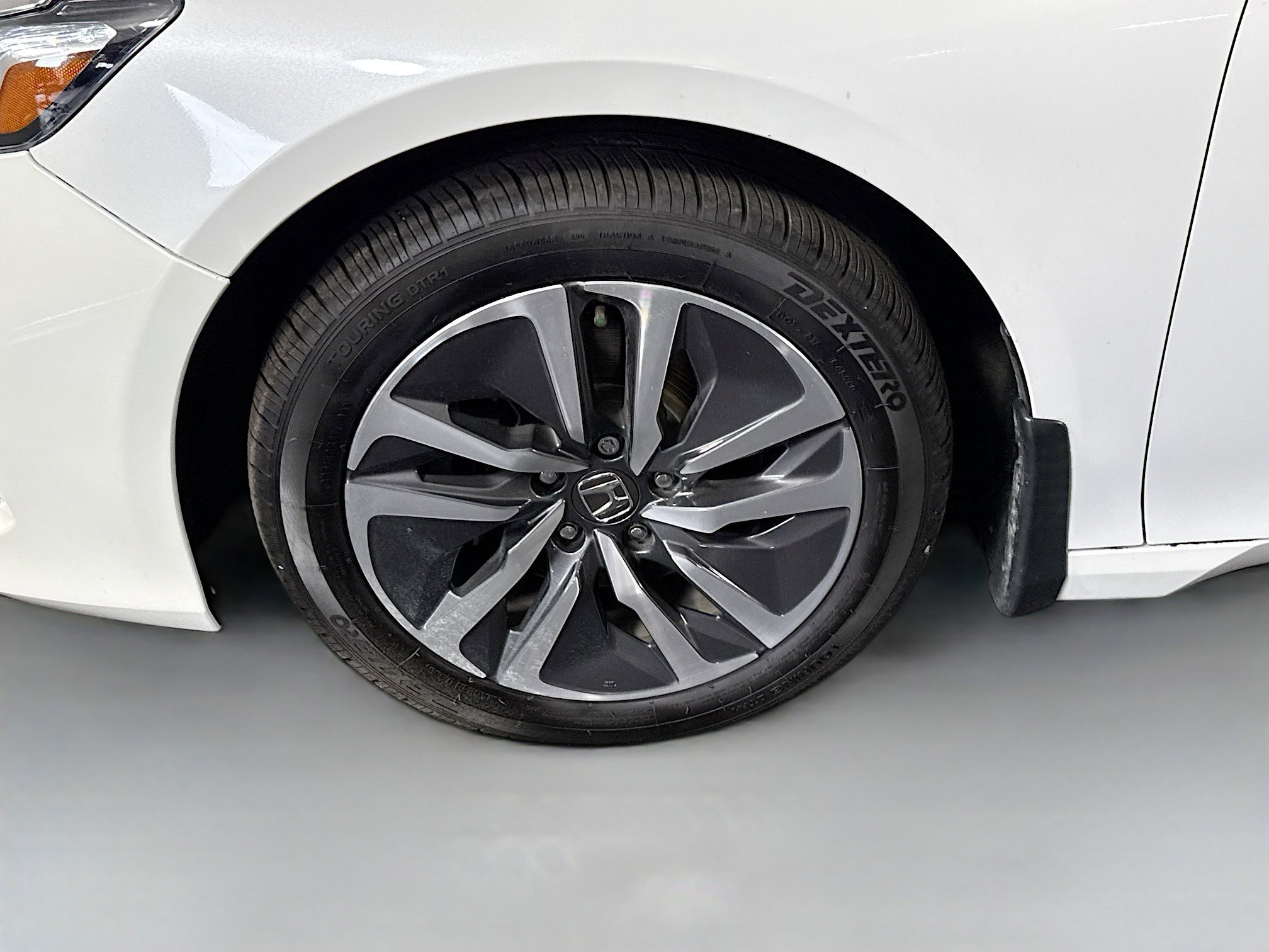 Used 2022 Honda Accord EX-L image 38