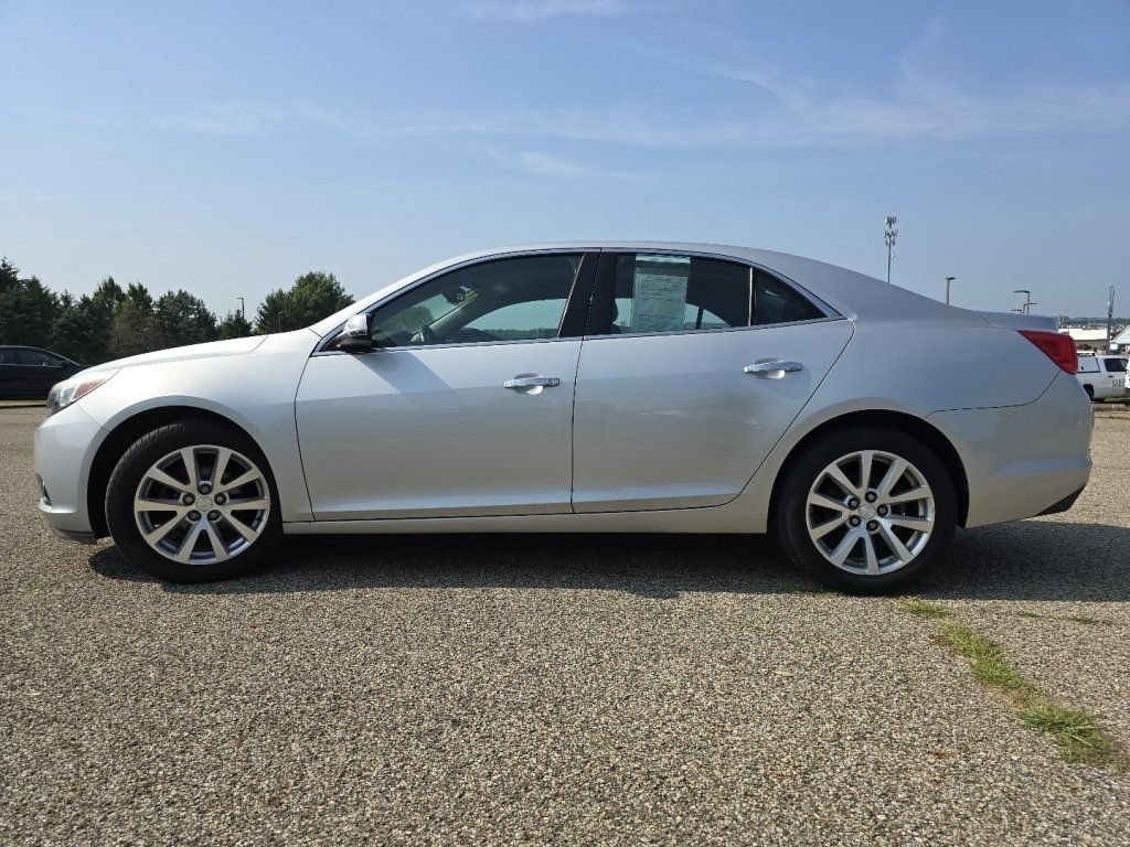 Used 2016 Chevrolet Malibu LTZ FWD image 16