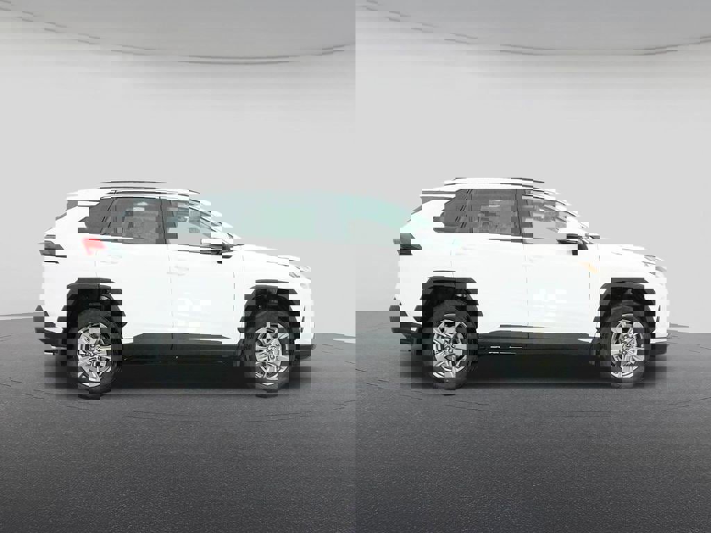 New 2025 Toyota RAV4 XLE image 27