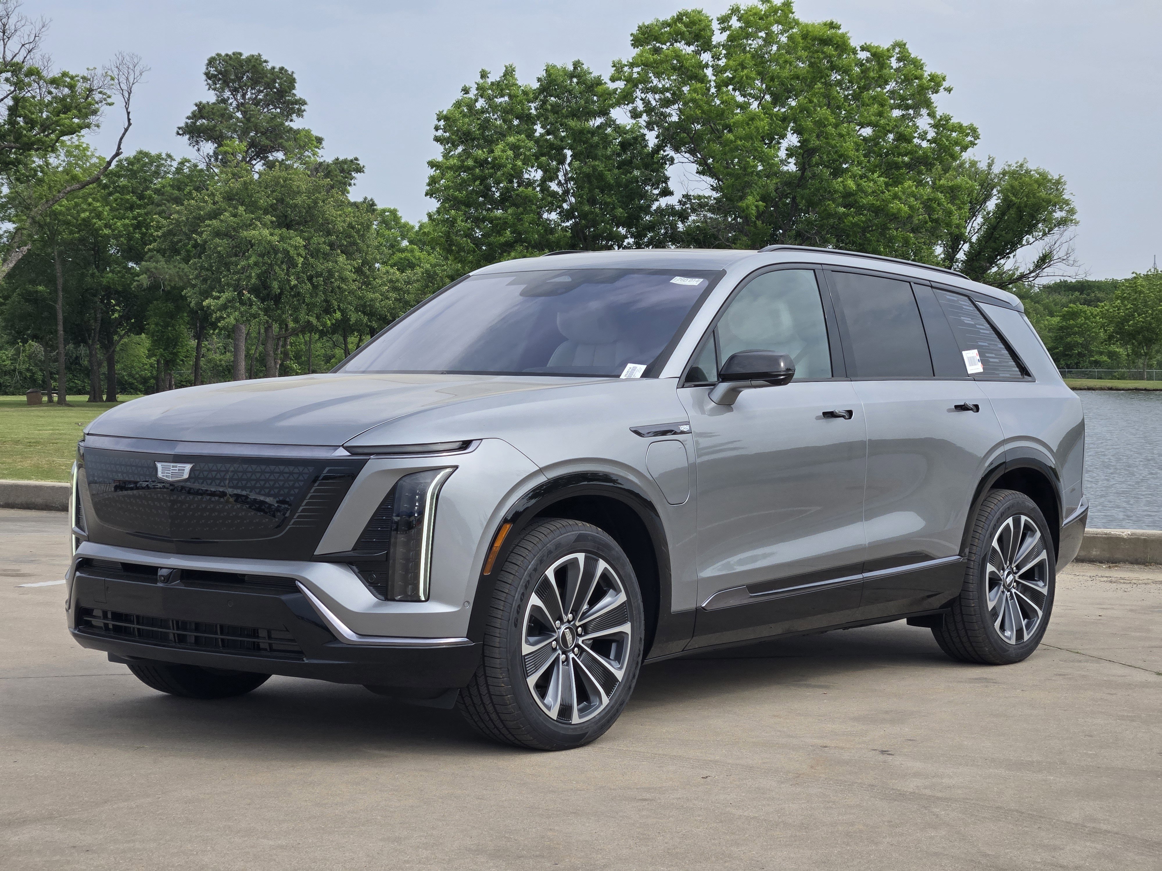 New 2026 Cadillac Vistiq Sport image 2