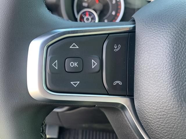 New 2026 RAM 2500 Big Horn AWD/4WD image 28
