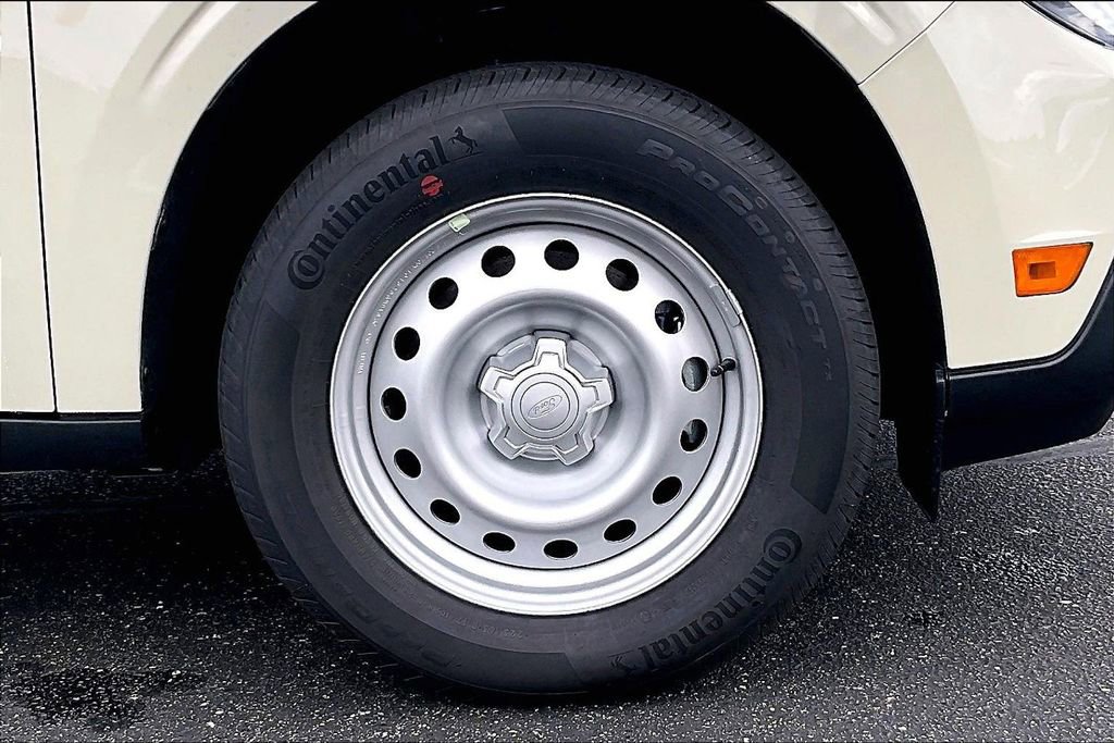 New 2025 Ford Maverick XL w/ Equipment Group 102A image 12