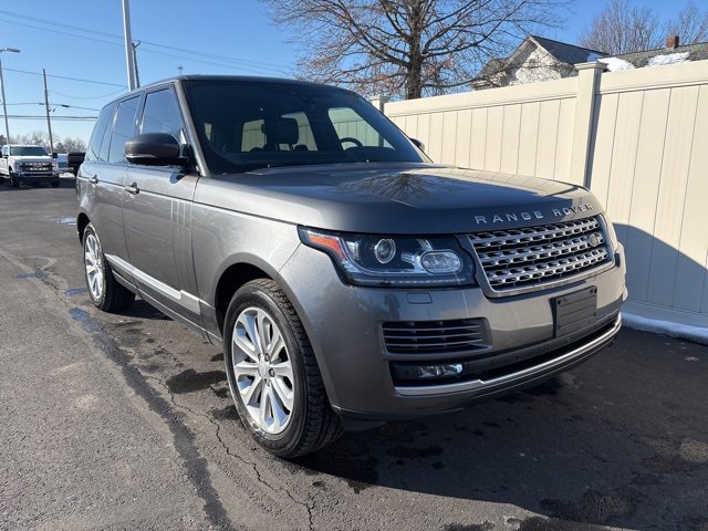 Used 2017 Land Rover Range Rover HSE image 2
