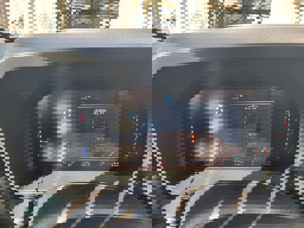 New 2025 Ford Maverick XLT w/ XLT Luxury Package image 17