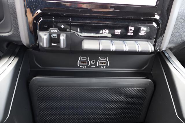 New 2026 RAM 2500 Limited AWD/4WD image 22