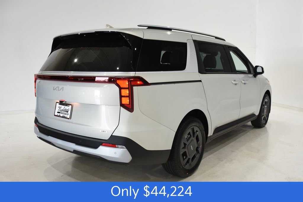 New 2026 Kia Carnival EX image 4