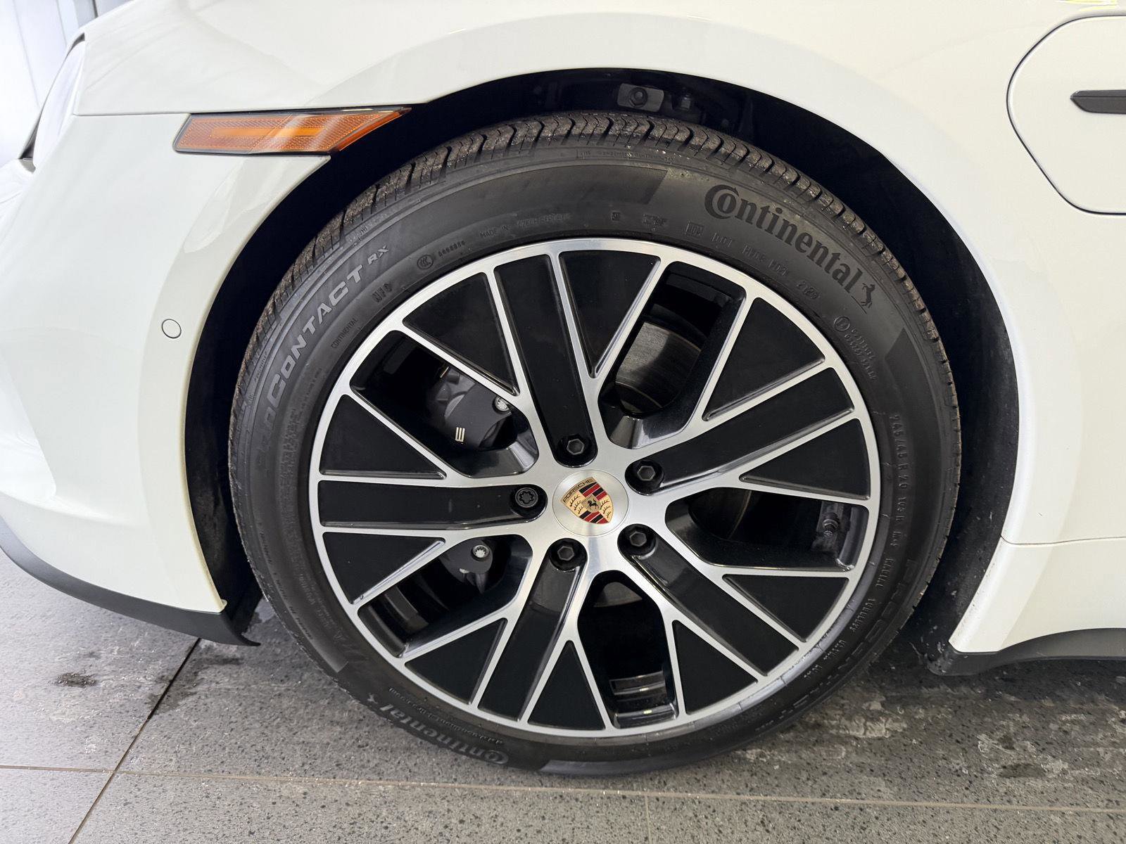 Certified 2025 Porsche Taycan image 10