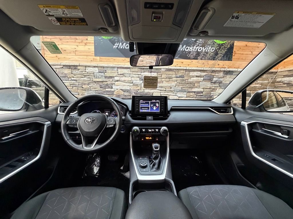 Used 2020 Toyota RAV4 XLE w/ XLE Grade Weather Package image 16