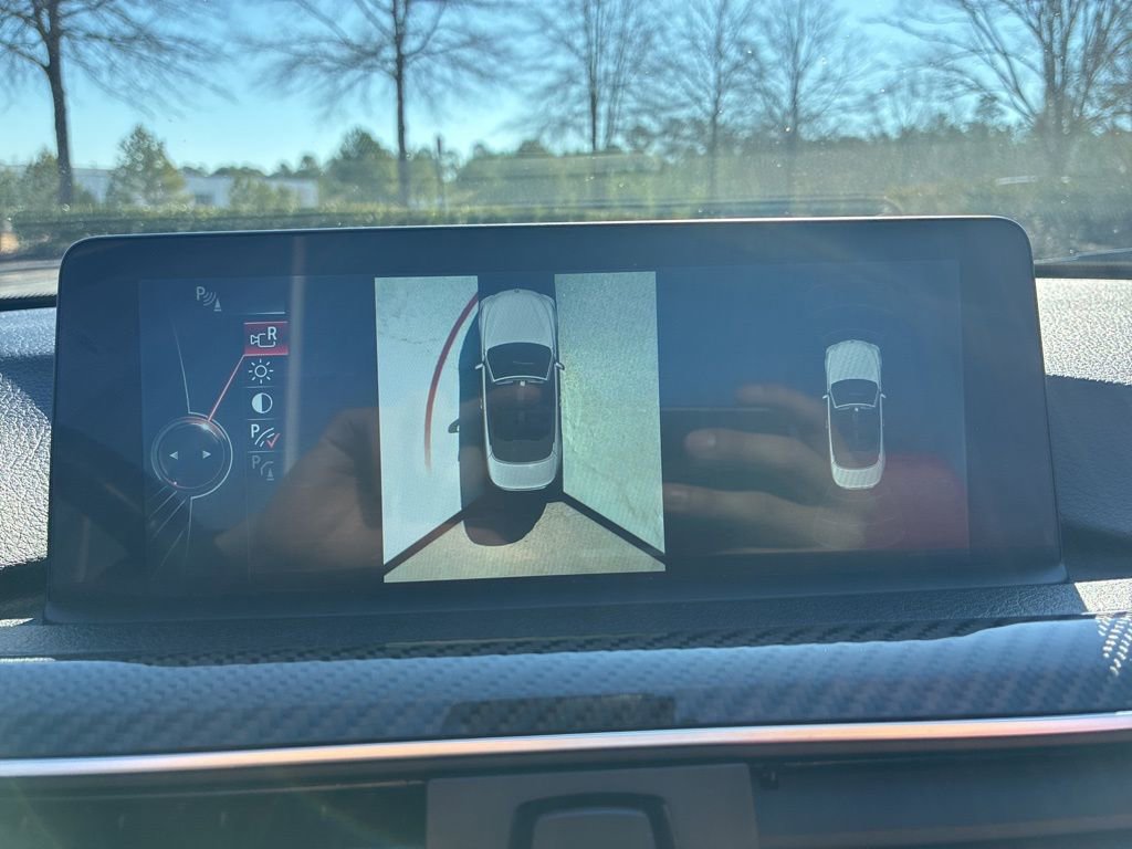 Used 2016 BMW M4 Convertible image 37