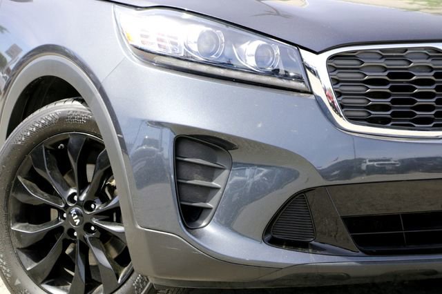Used 2020 Kia Sorento S image 3