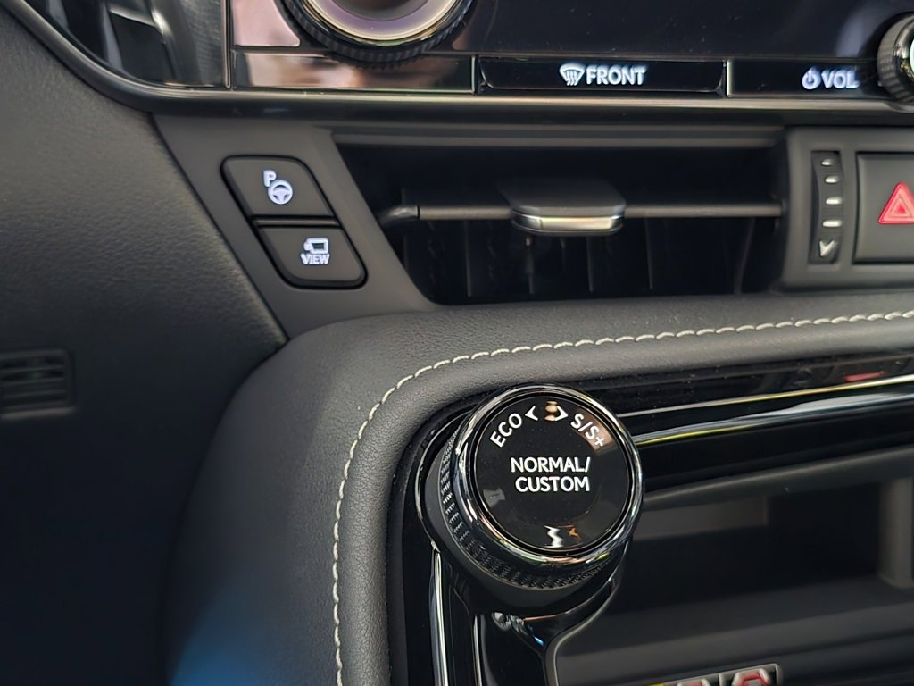 Used 2025 Lexus NX 450h+ F Sport image 21
